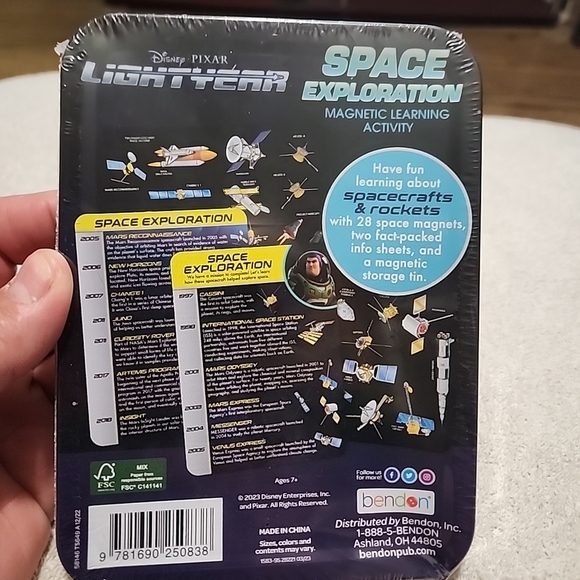 Bendon Space Exploration Magnetic Learning Activity - Picture 2 of 2